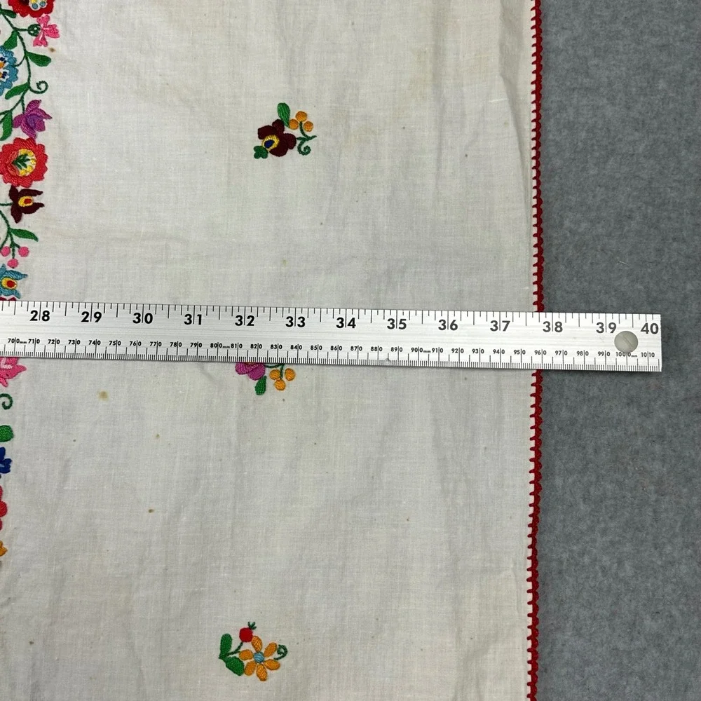 Vintage Embroidered Floral White Linen Square Tablecloth Red Scalloped Edge